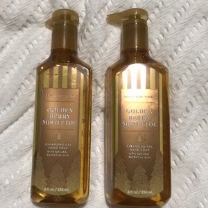 NEW- Bath & Body Works- Golden Berry Mistletoe